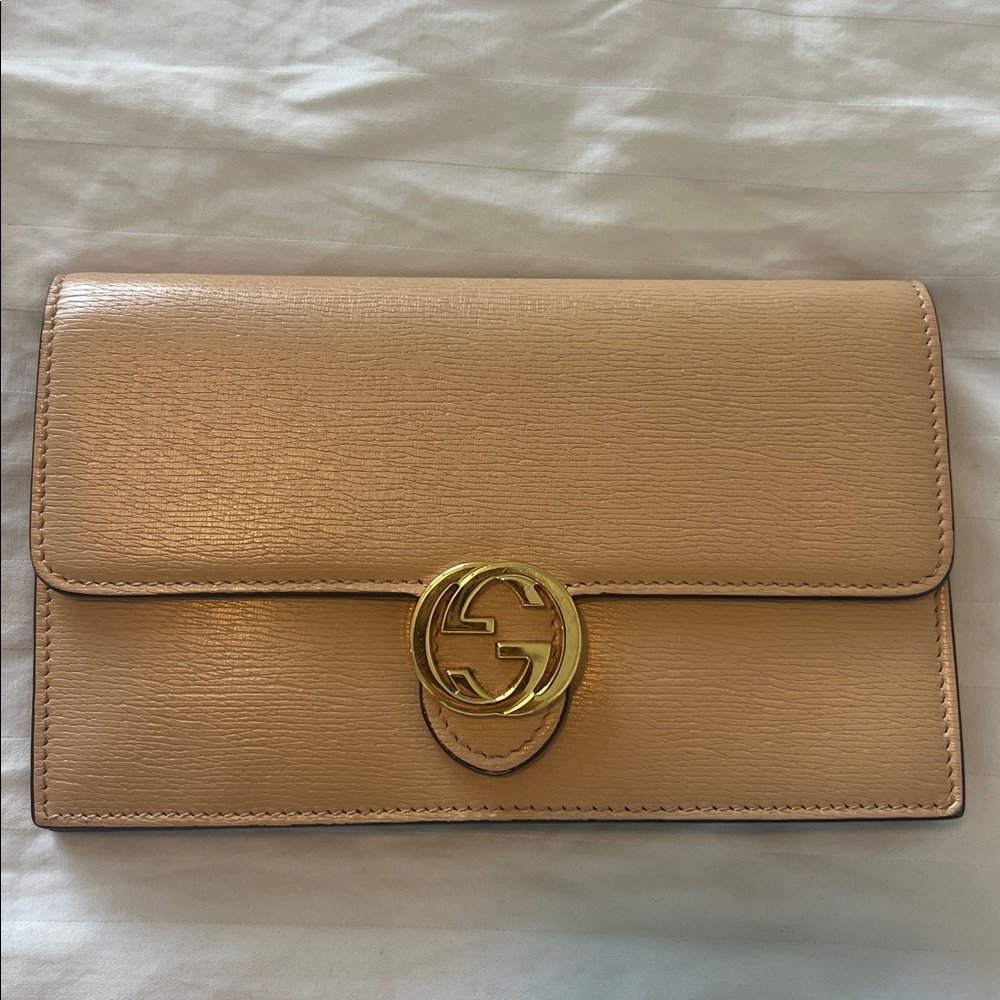Gucci Beige Leather Clutch with Gold Logo